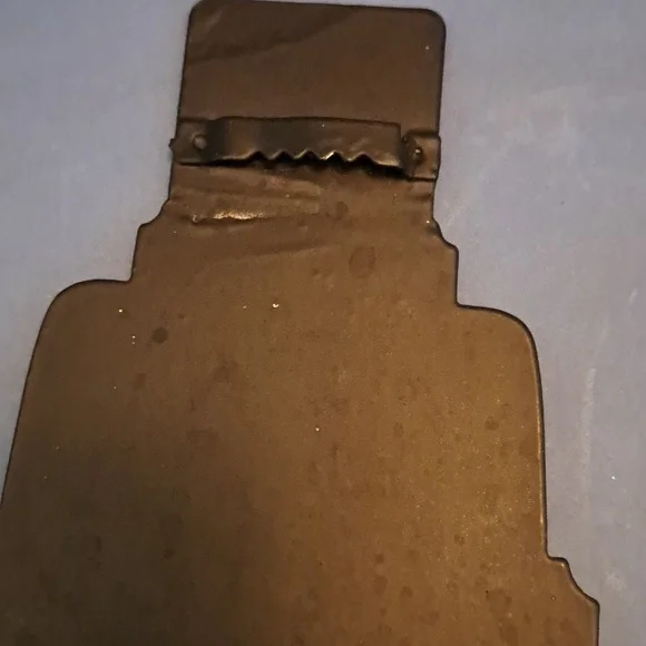 Martini glass & shaker wall hanging. Perfect in your bar or by the patio or pool - Picture 4 of 6